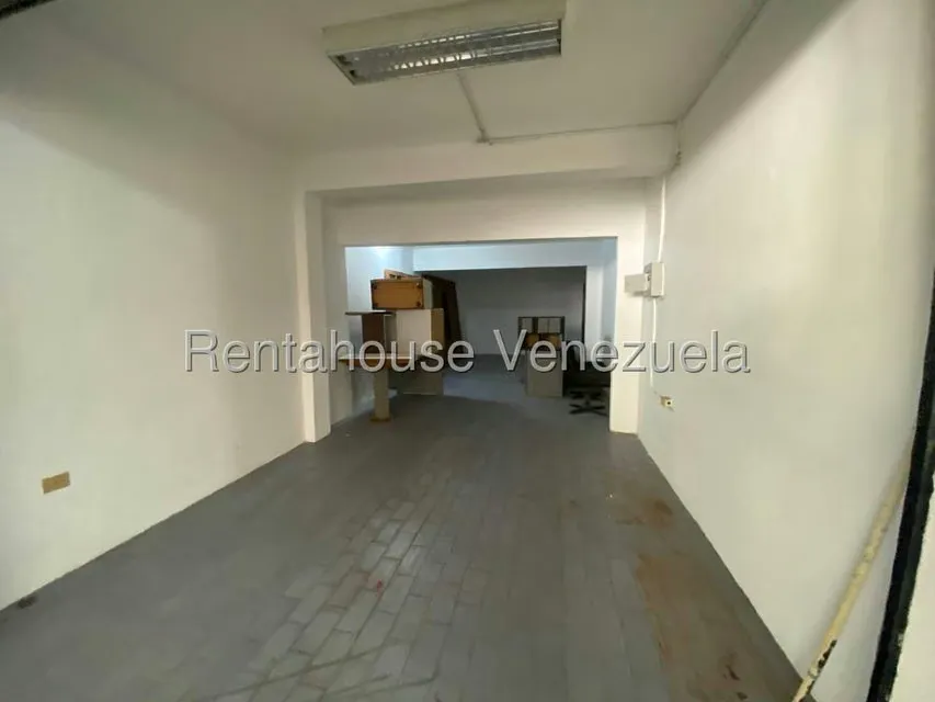 Casa (1 Nivel) en Alquiler en Paraiso, Zulia - 11