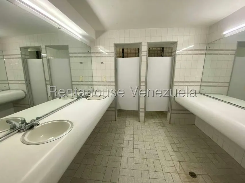 Casa (1 Nivel) en Alquiler en Paraiso, Zulia - 24