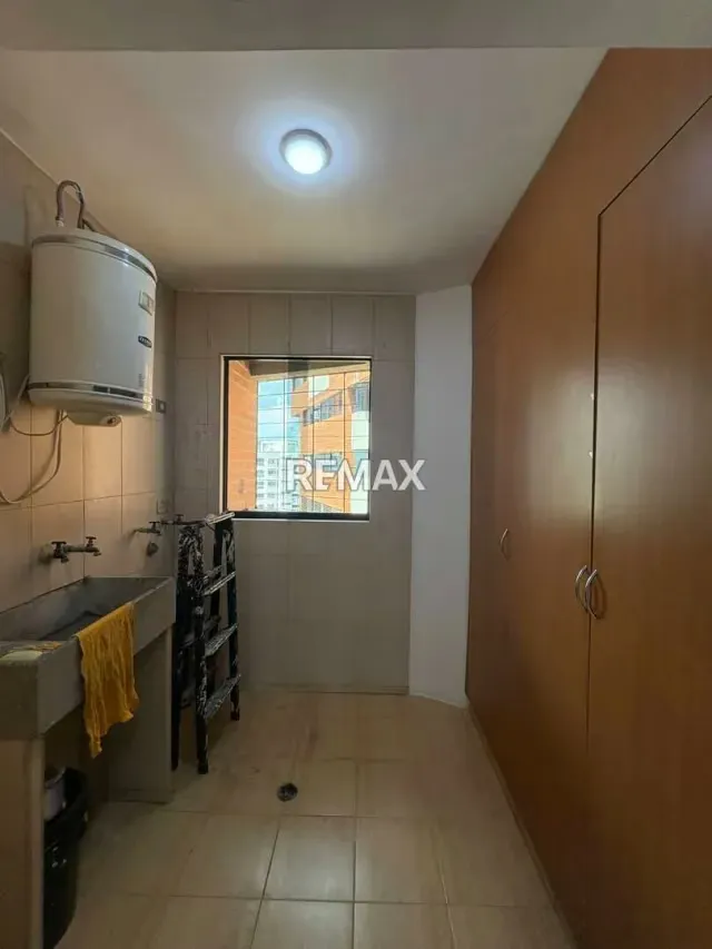 Alquiler Apartamento Sin Amoblar Portales de Mañongo IV- 3h - Pozo 8º piso, - 18