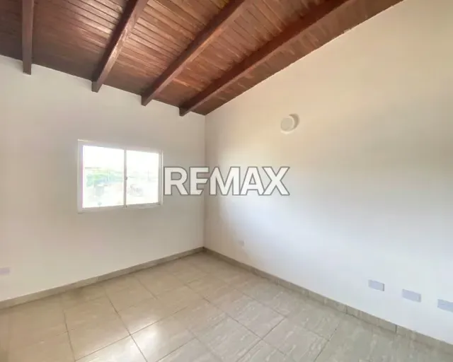 ¿BUSCAS HOGAR EN MARGARITA? SE VENDE CASA EN VALLE HERMOSO: 146M² DE CONSTRUCCIÓN, PISCINA Y VIGILANCIA. ZONA RESIDENCIAL CONSOLIDADA CON CERCANÍA AL MAR Y SERVICIOS. ¡TU INVERSIÓN SEGURA HOY! - 15