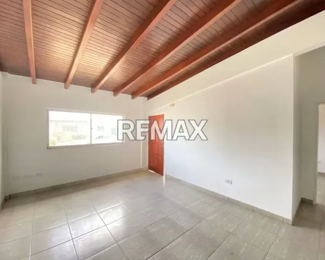 ¿BUSCAS HOGAR EN MARGARITA? SE VENDE CASA EN VALLE HERMOSO: 146M² DE CONSTRUCCIÓN, PISCINA Y VIGILANCIA. ZONA RESIDENCIAL CONSOLIDADA CON CERCANÍA AL MAR Y SERVICIOS. ¡TU INVERSIÓN SEGURA HOY! - 6