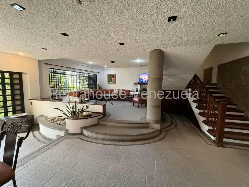 Casa (Multipes Niveles) en Venta en Los Samanes, Distrito Metropolitano - 17