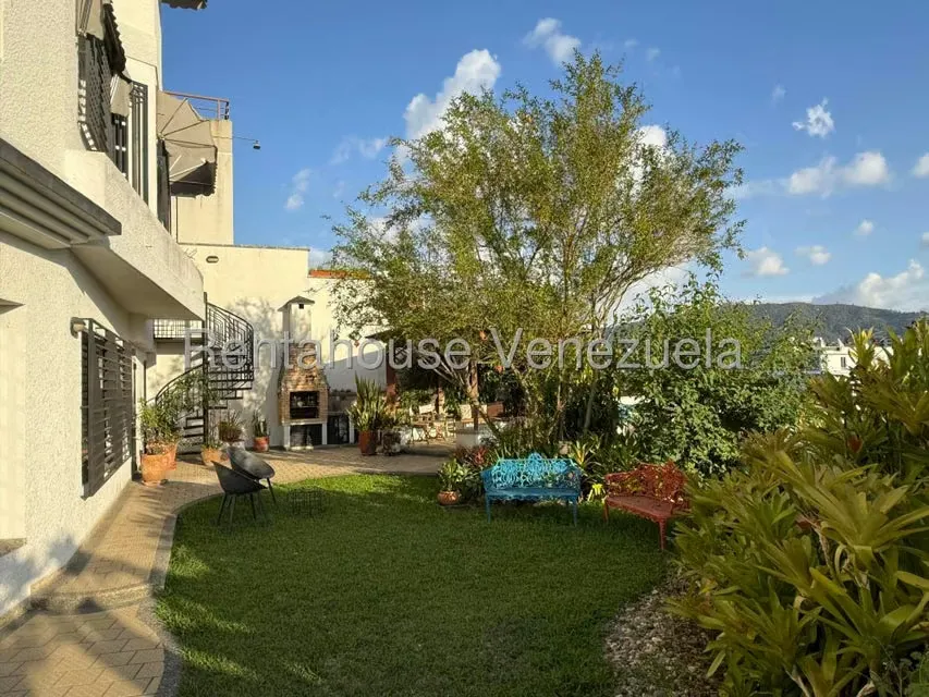 Casa (Multipes Niveles) en Venta en Los Samanes, Distrito Metropolitano - 4