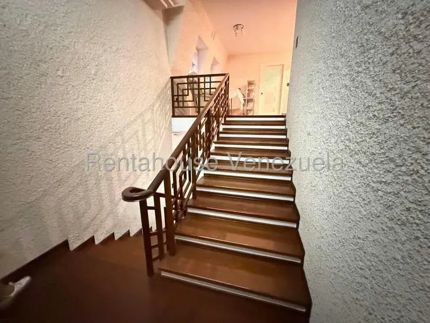 Casa (Multipes Niveles) en Venta en Los Samanes, Distrito Metropolitano - 34