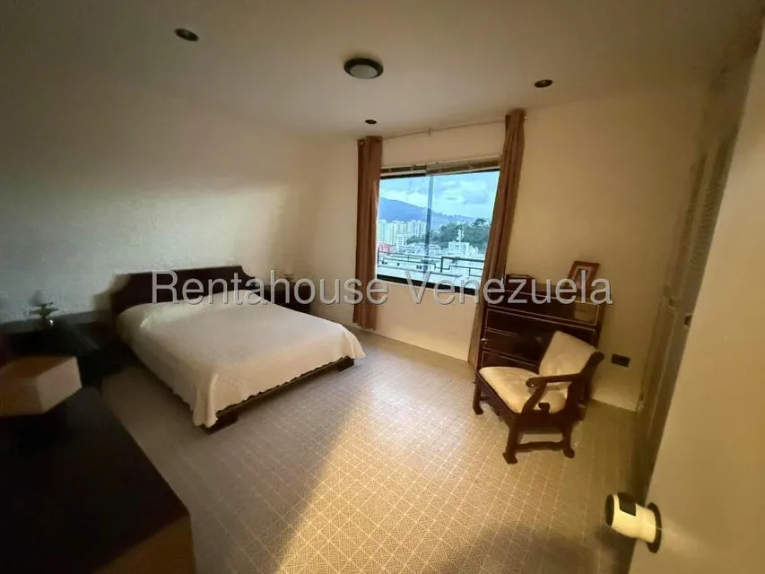 Casa (Multipes Niveles) en Venta en Los Samanes, Distrito Metropolitano - 36
