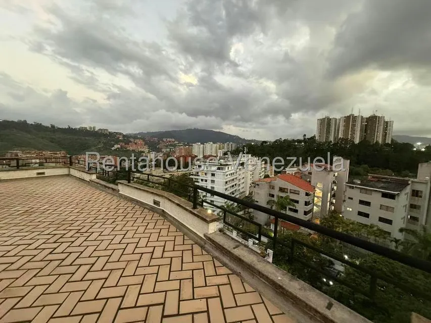 Casa (Multipes Niveles) en Venta en Los Samanes, Distrito Metropolitano - 38