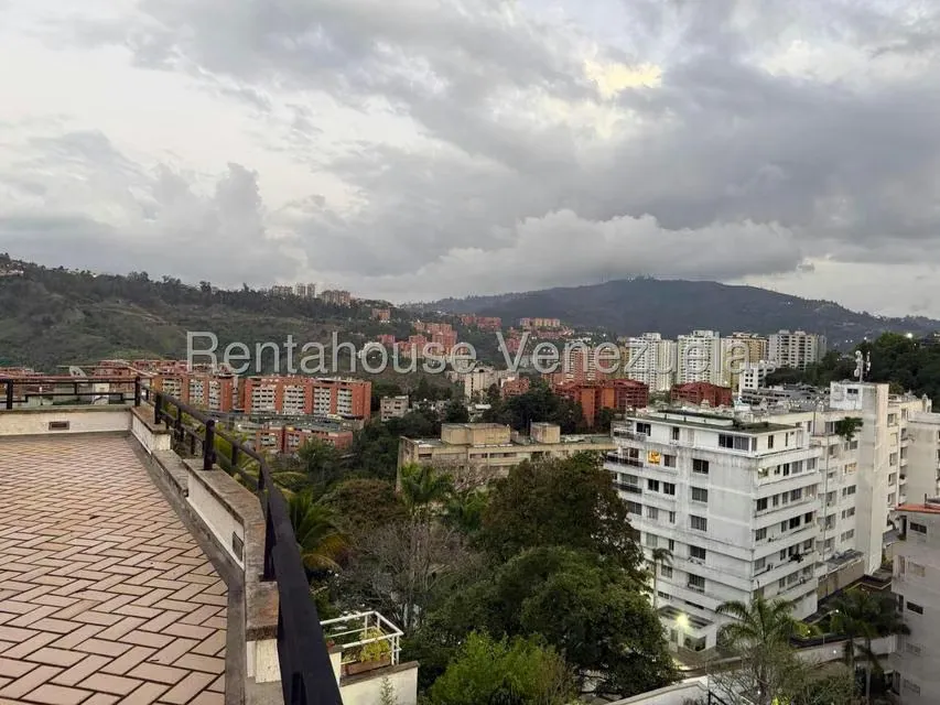 Casa (Multipes Niveles) en Venta en Los Samanes, Distrito Metropolitano - 40
