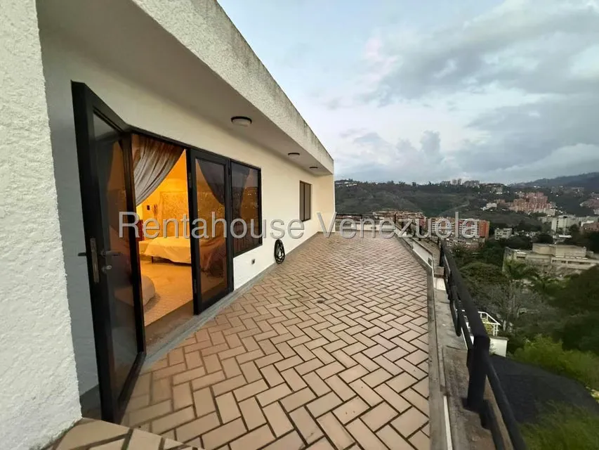 Casa (Multipes Niveles) en Venta en Los Samanes, Distrito Metropolitano - 43