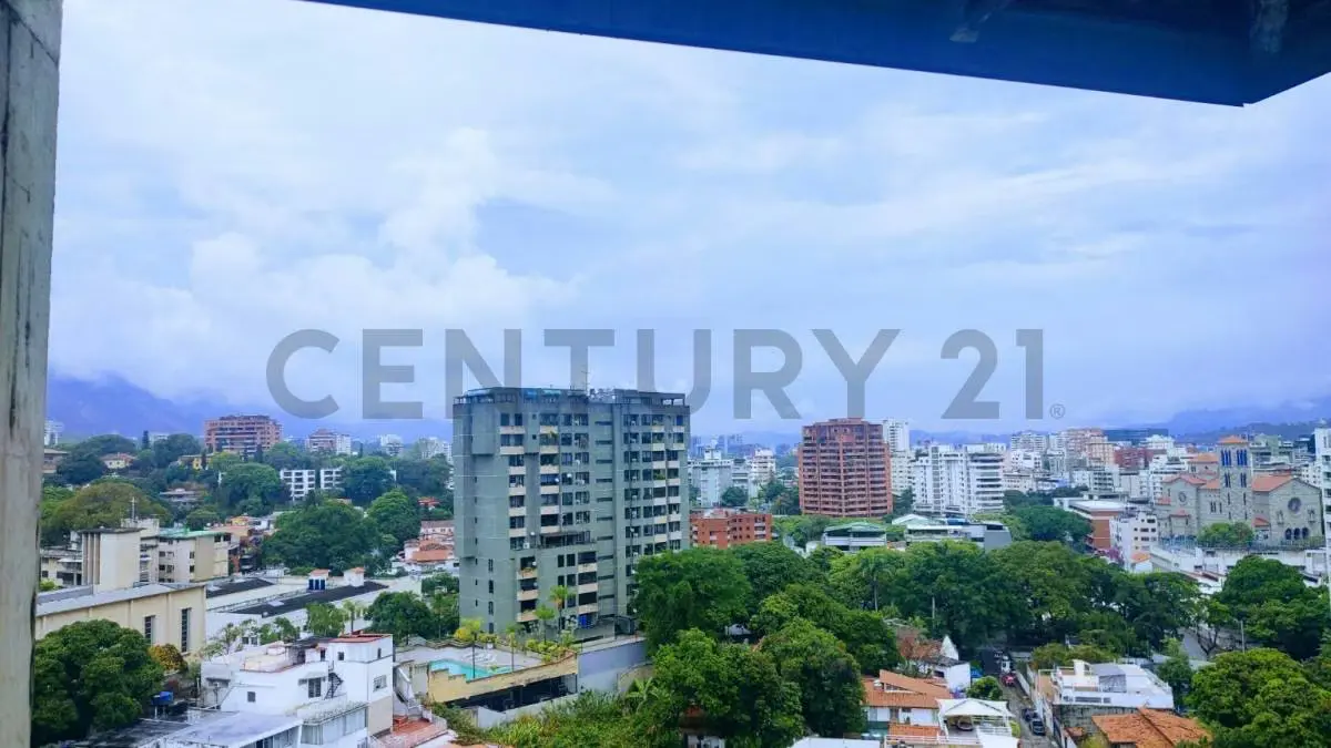 EN VENTA PH CON ESPECTACULARES VISTAS. 2 NIVELES - 12
