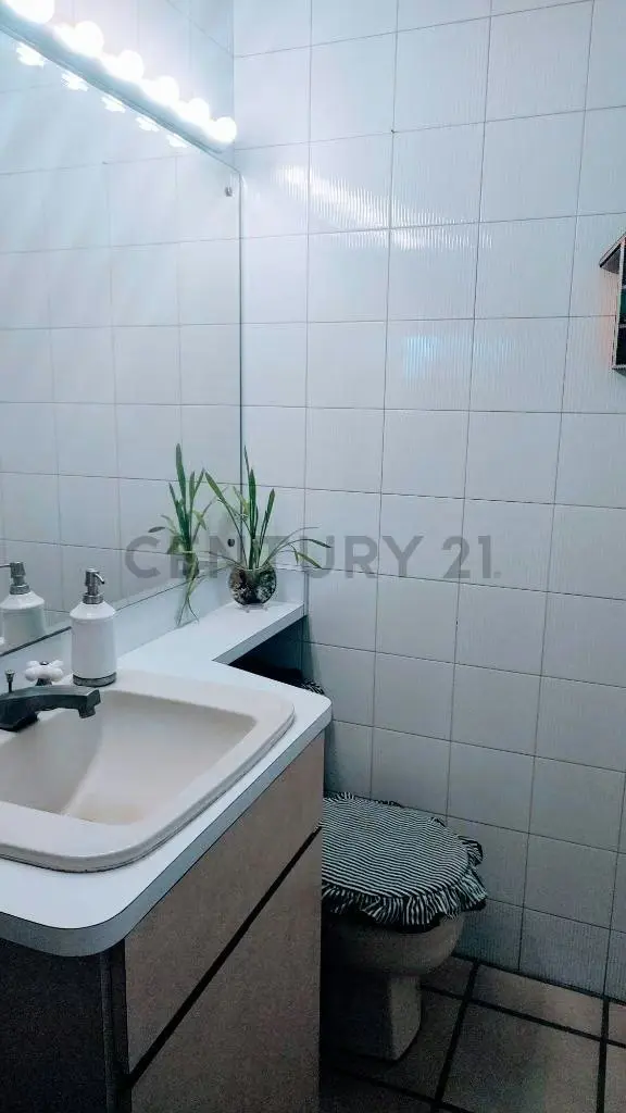 EN VENTA PH CON ESPECTACULARES VISTAS. 2 NIVELES - 21