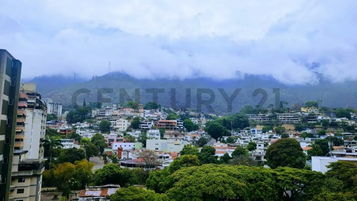 EN VENTA PH CON ESPECTACULARES VISTAS. 2 NIVELES - 3