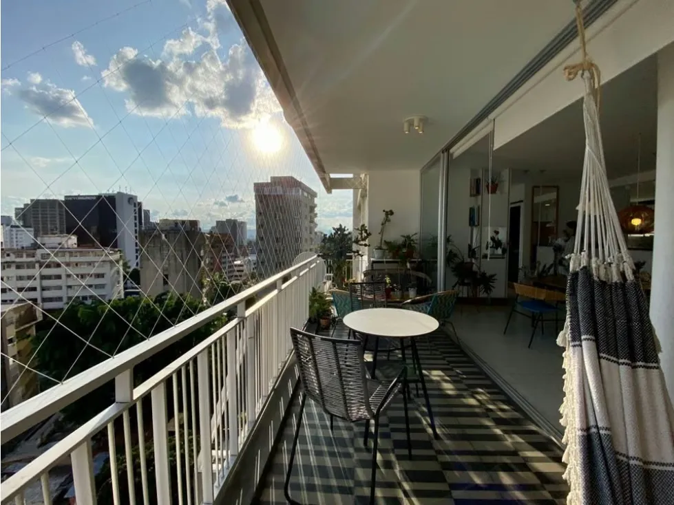 Se vende Apto 216m² 4h+1s/3b+1s/2e Los Palos Grandes - 2