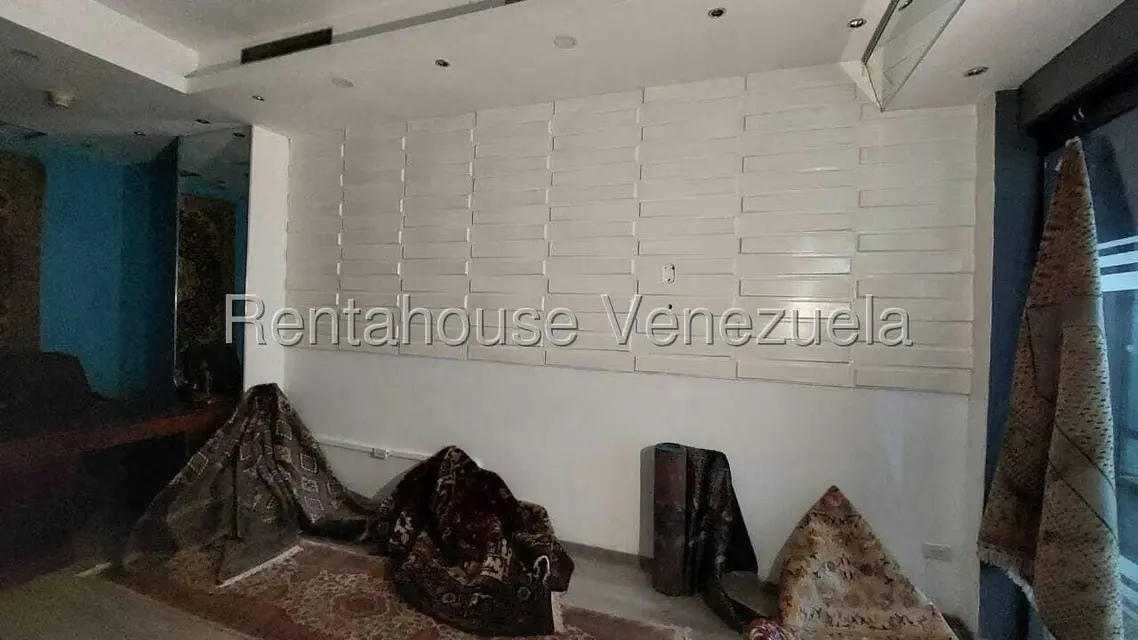 Local Comercial en Venta en Lomas de La Lagunita, Distrito Metropolitano - 5