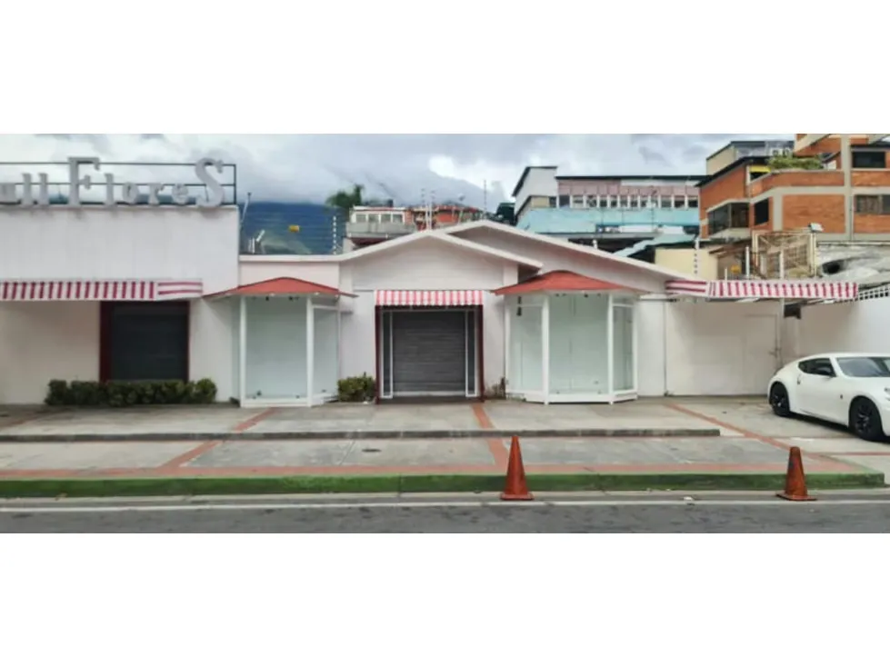 Vendo local 800m2 Las Mercedes 5944