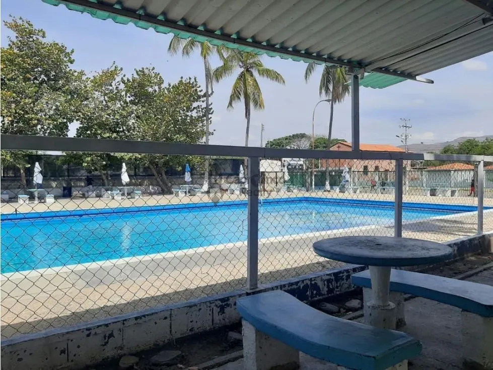 Venta de apartamento en Urb La Pradera, Guacara