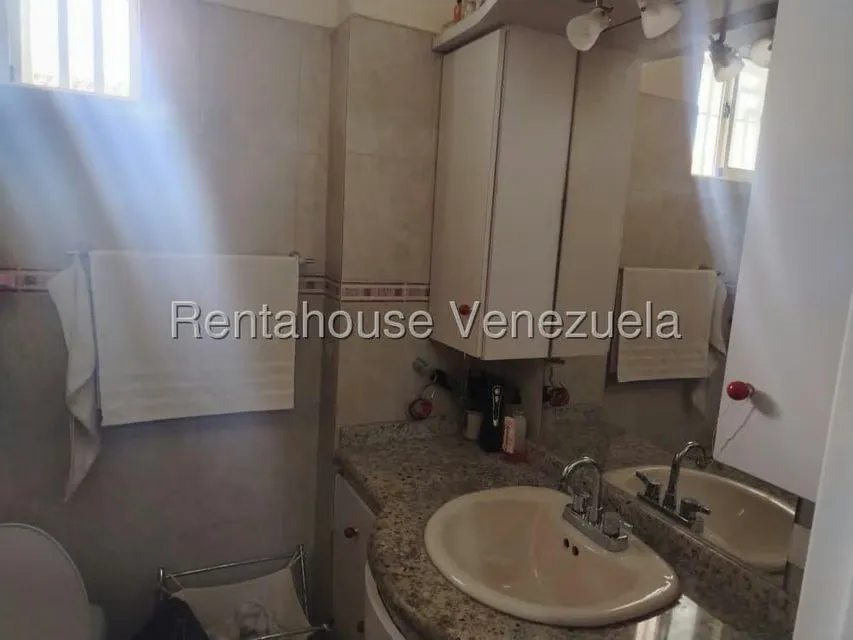 Casa (Duplex) en Venta en Roca Del Valle, Lara - 23
