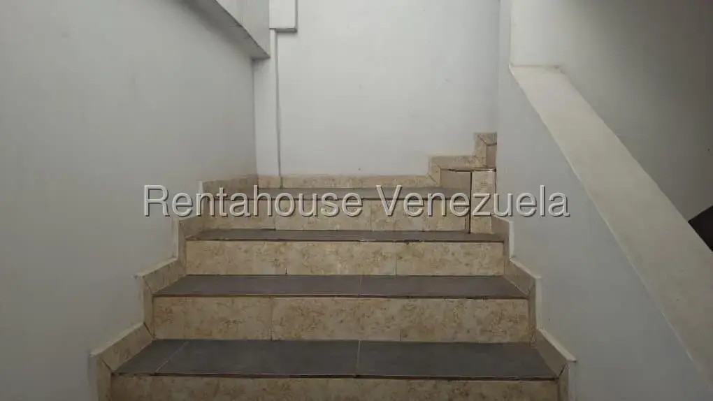 Apartamento (1 Nivel) en Venta en Porlamar, Nueva Esparta - 2