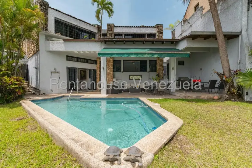 Casa (Multipes Niveles) en Venta en La Lagunita Country Club, Distrito Metropolitano