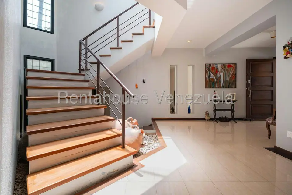 Casa (Multipes Niveles) en Venta en La Lagunita Country Club, Distrito Metropolitano - 19