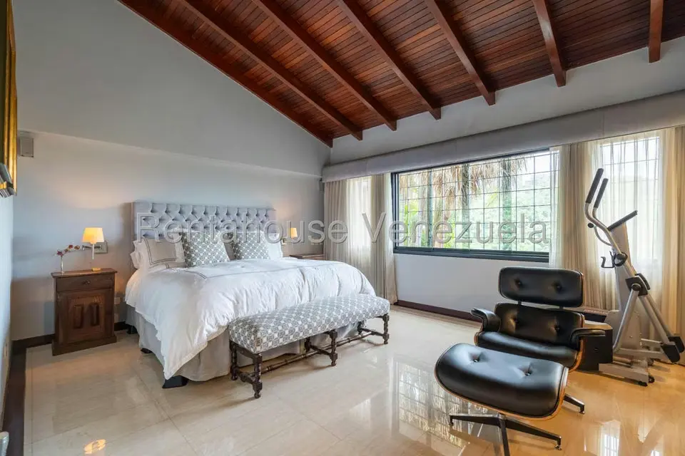 Casa (Multipes Niveles) en Venta en La Lagunita Country Club, Distrito Metropolitano - 21