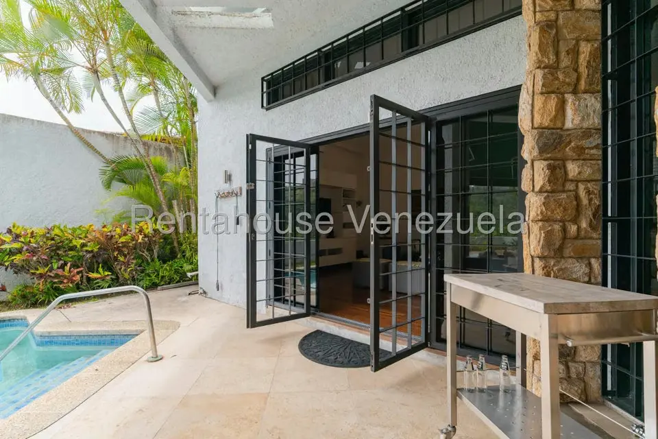 Casa (Multipes Niveles) en Venta en La Lagunita Country Club, Distrito Metropolitano - 4