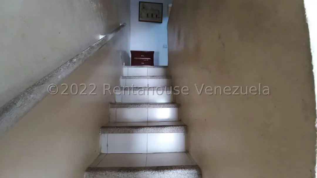 Casa (Duplex) en Venta en Villa Antigua, Portuguesa - 23