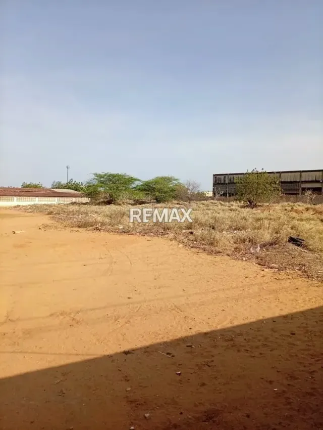 TERRENO EN VENTA VIA PERIJA KM 4 - 4