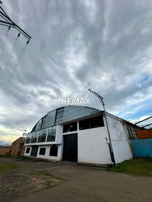 Galpón Industrial ubicado en la zona industrial aguas calientes, ureña, estado táchira