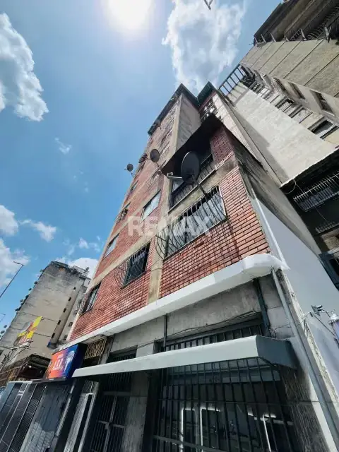 APARTAMENTO EN VENTA AVENIDA PANTEON