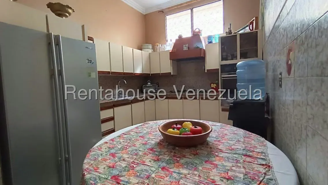 Casa (Duplex) en Venta en Zona Este, Lara - 4