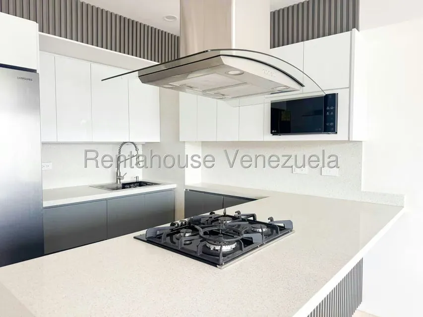 Apartamento (1 Nivel) en Venta en El Rosal, Distrito Metropolitano - 14