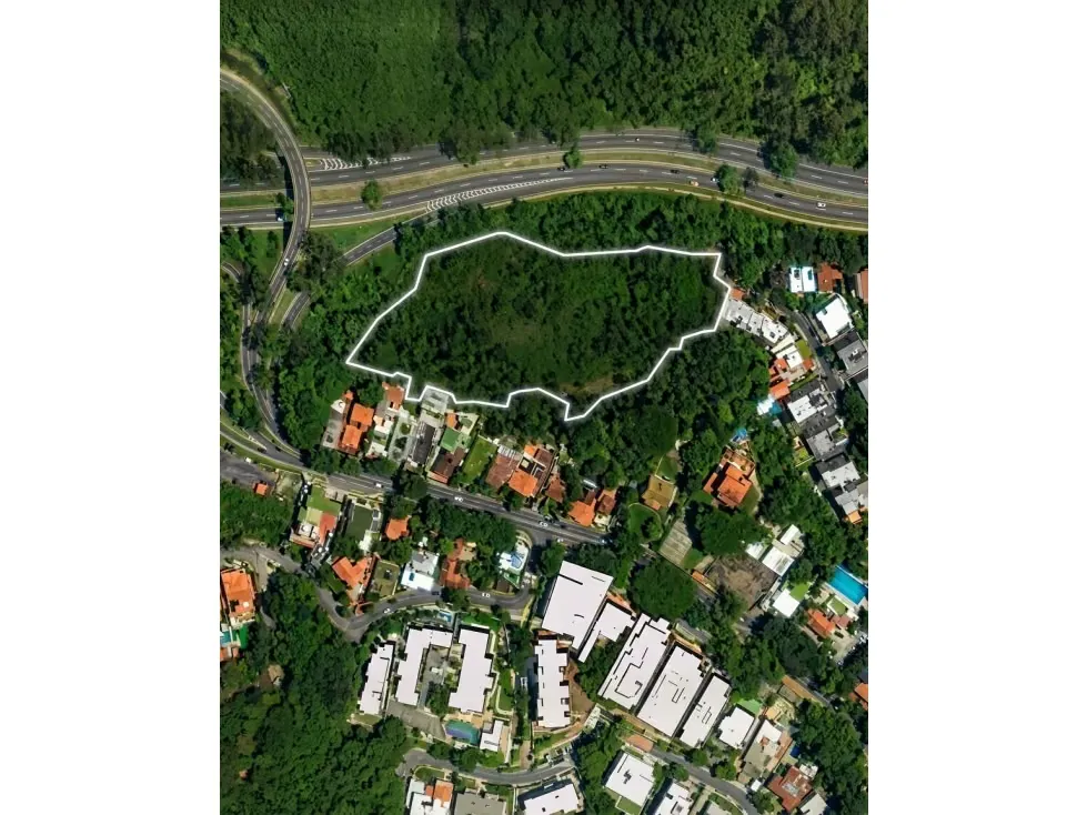 Se vende terreno 17.375m² Alta Florida - 2