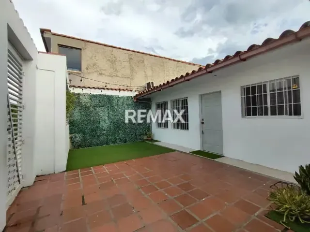 Venta de casa Colinas de Mata Linda