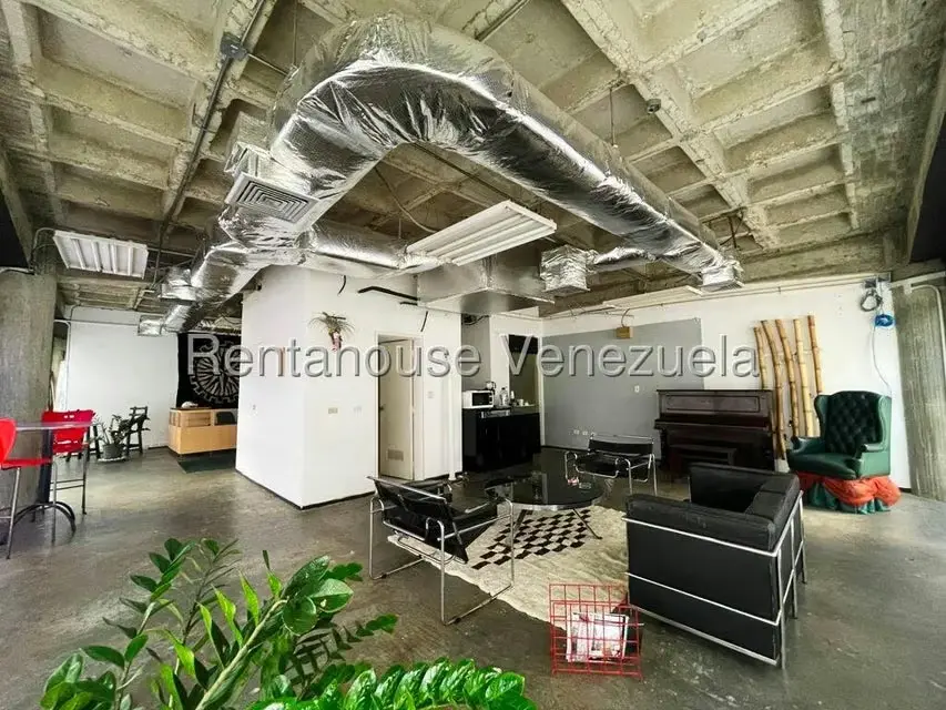 Oficina en Venta en Los Samanes, Distrito Metropolitano - 11