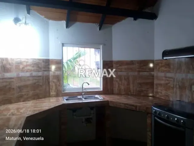 Se Vende Casa en la Zona Industrial, condominio Valle Grande. - 5