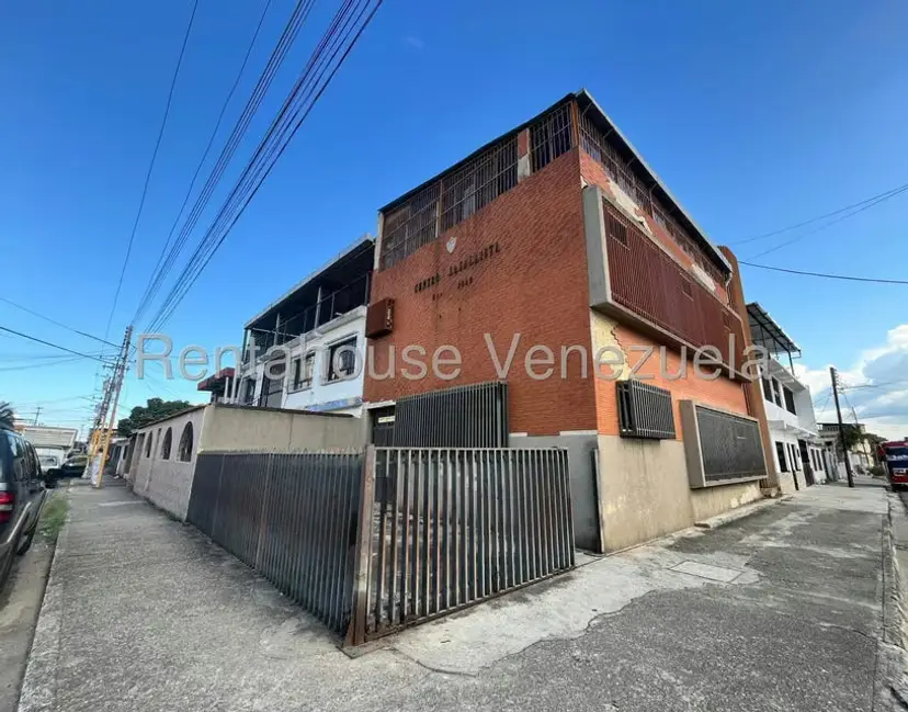 Comercial (Edificio) en Alquiler en Santa Rosa, Carabobo