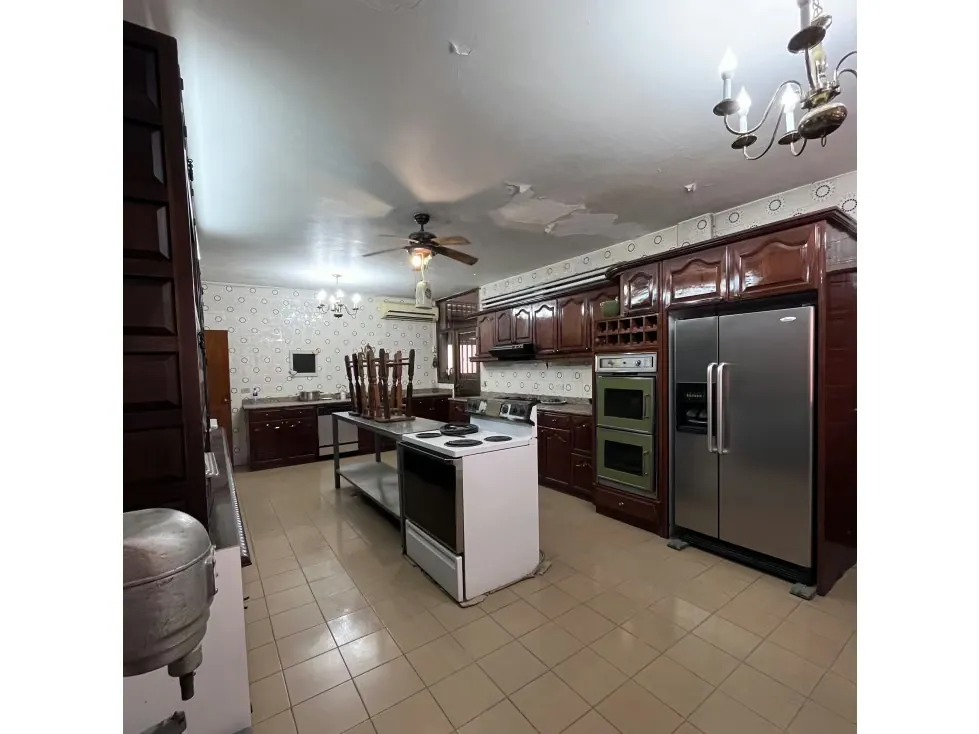 VENTA DE CASA EL MARQUES 1200m2 10H/10B/10P (IG) - 4