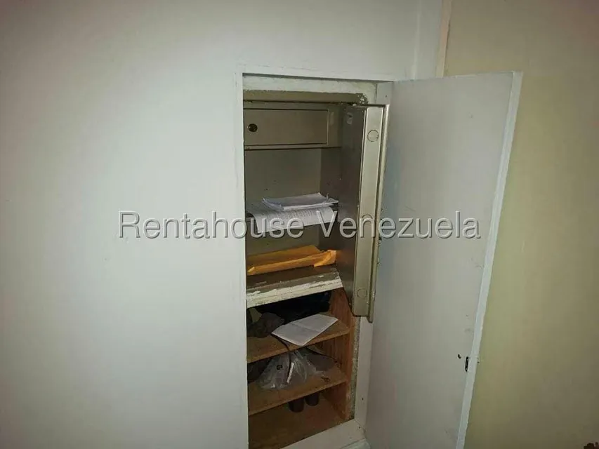 Apartamento (1 Nivel) en Venta en Colinas de Bello Monte, Distrito Metropolitano - 25