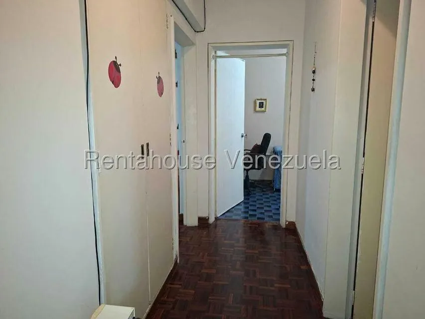 Apartamento (1 Nivel) en Venta en Colinas de Bello Monte, Distrito Metropolitano - 26