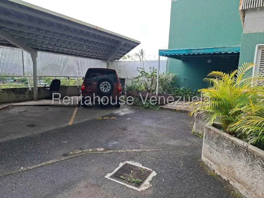 Apartamento (1 Nivel) en Venta en Colinas de Bello Monte, Distrito Metropolitano - 33
