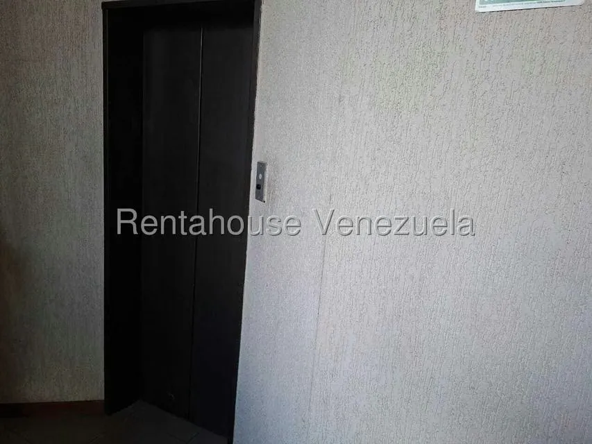 Apartamento (1 Nivel) en Venta en Colinas de Bello Monte, Distrito Metropolitano - 8