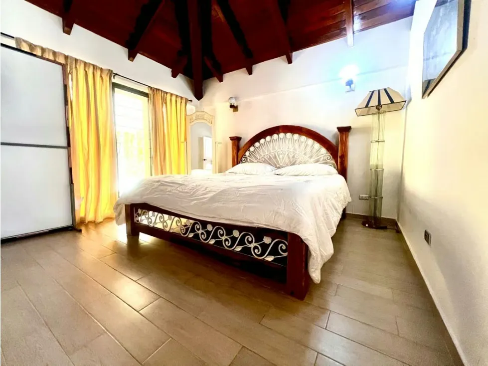 Casa con piscina en venta en Los Naranjos - 30
