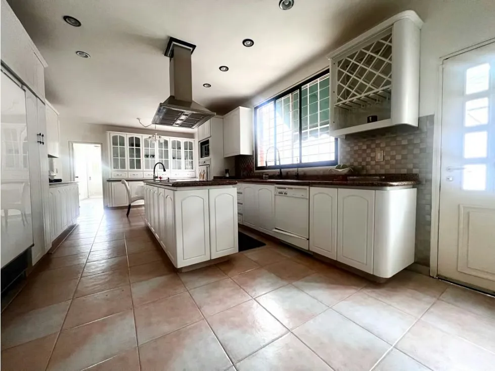 Casa con piscina en venta en Los Naranjos - 6