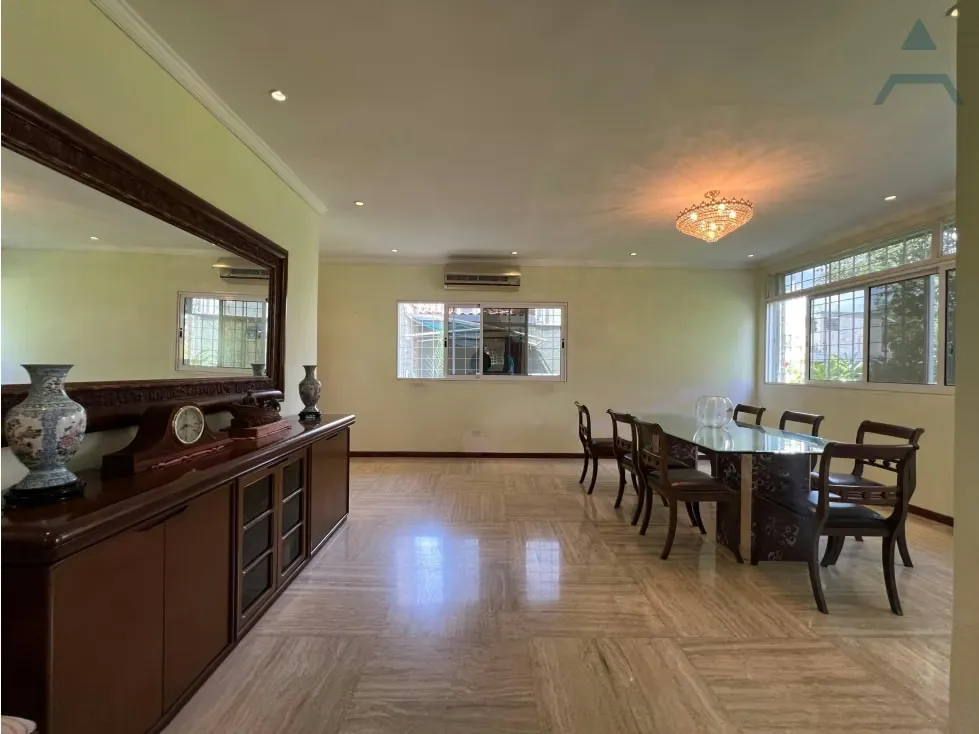 Se vende casa 980m² 6h+3s/7b+2s/4e San Roman - 7