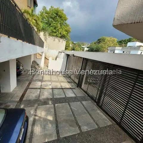 Anexo (Multiples Niveles) en Alquiler en Cumbres de Curumo, Distrito Metropolitano - 21