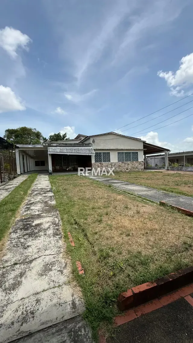 Se Vende Amplia Casa en Las Cocuizas - 2