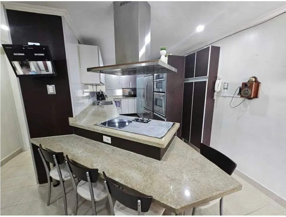 Se alquila apartamento 139m2 Caurimare 3910 - 6