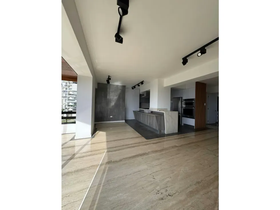 Apartamento en venta 135m², Urb Los Naranjos del Cafetal - 2
