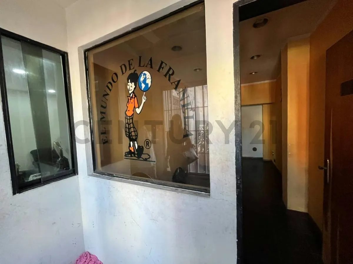 Casa en Bello Monte con gran potencial comercial - 4