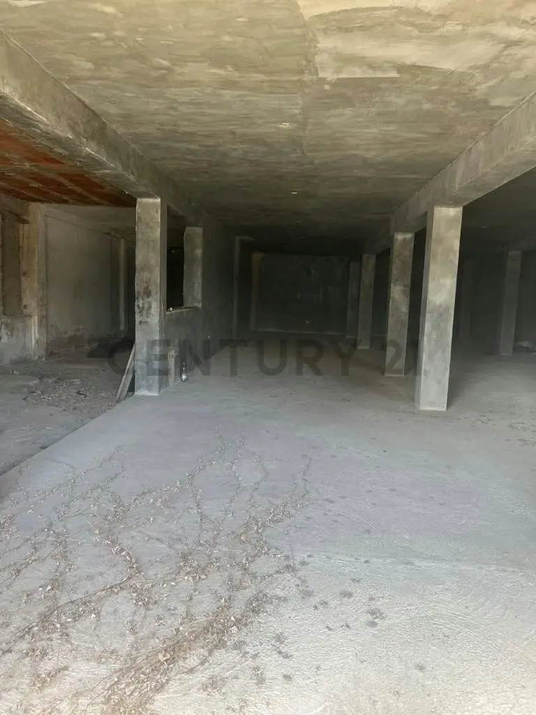 Proyecto con potencial mixto.tu próximo negocio y hogar en zona comercial